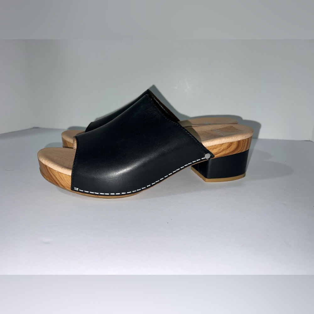Dansko Black Leather Slide Mule Clogs Low Heel
Comfort Sandals EU 40 US 9 - Picture 3 of 13
